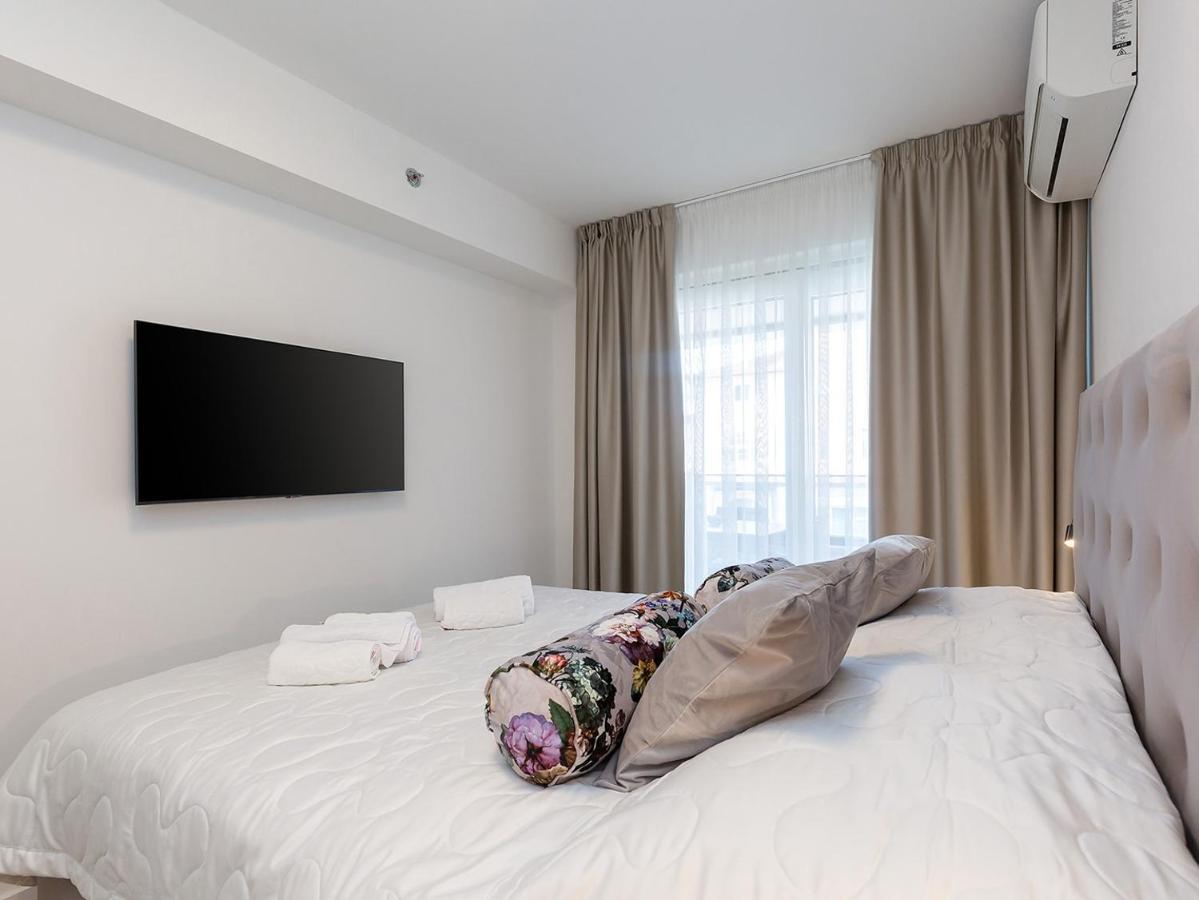 Residence Nar โปเรช ภายนอก รูปภาพ