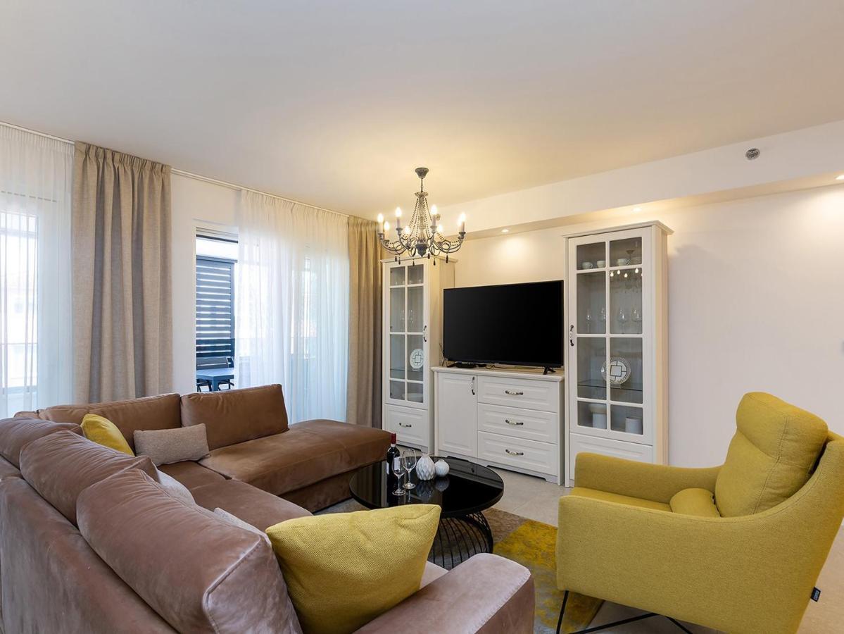 Residence Nar โปเรช ภายนอก รูปภาพ